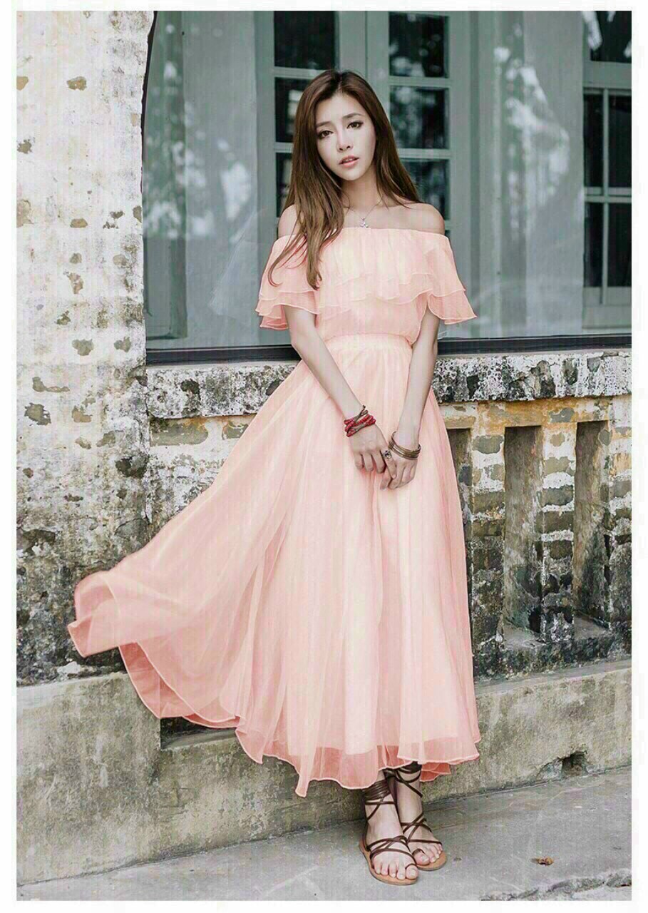 Đầm voan trễ vai