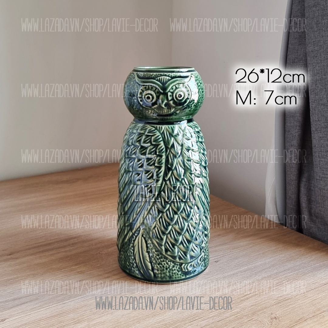 Lọ hoa gốm sứ khắc nổi men ngọc Bát Tràng