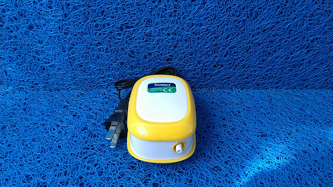 Máy sủi khí SOBO dùng cho hồ cá. (SB-9903-9905)