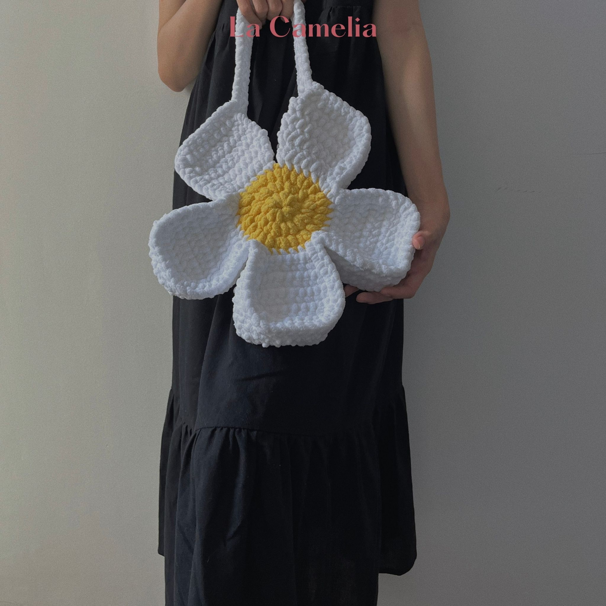 Túi len hoa cúc Daisy Crochet Bag