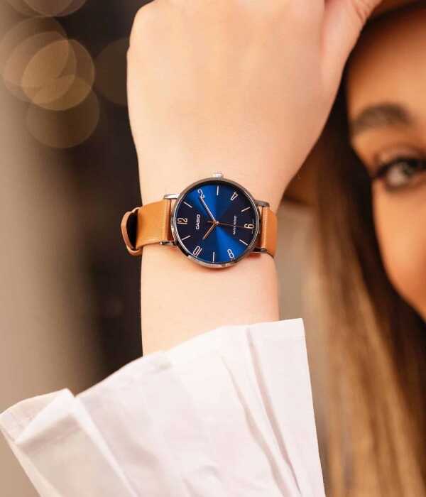 [Có sẵn] [Chính hãng] Đồng Hồ Nữ Casio Pin LTP-VT02BL-1AUDF Dây Da Vỏ Đen Mặt Đen