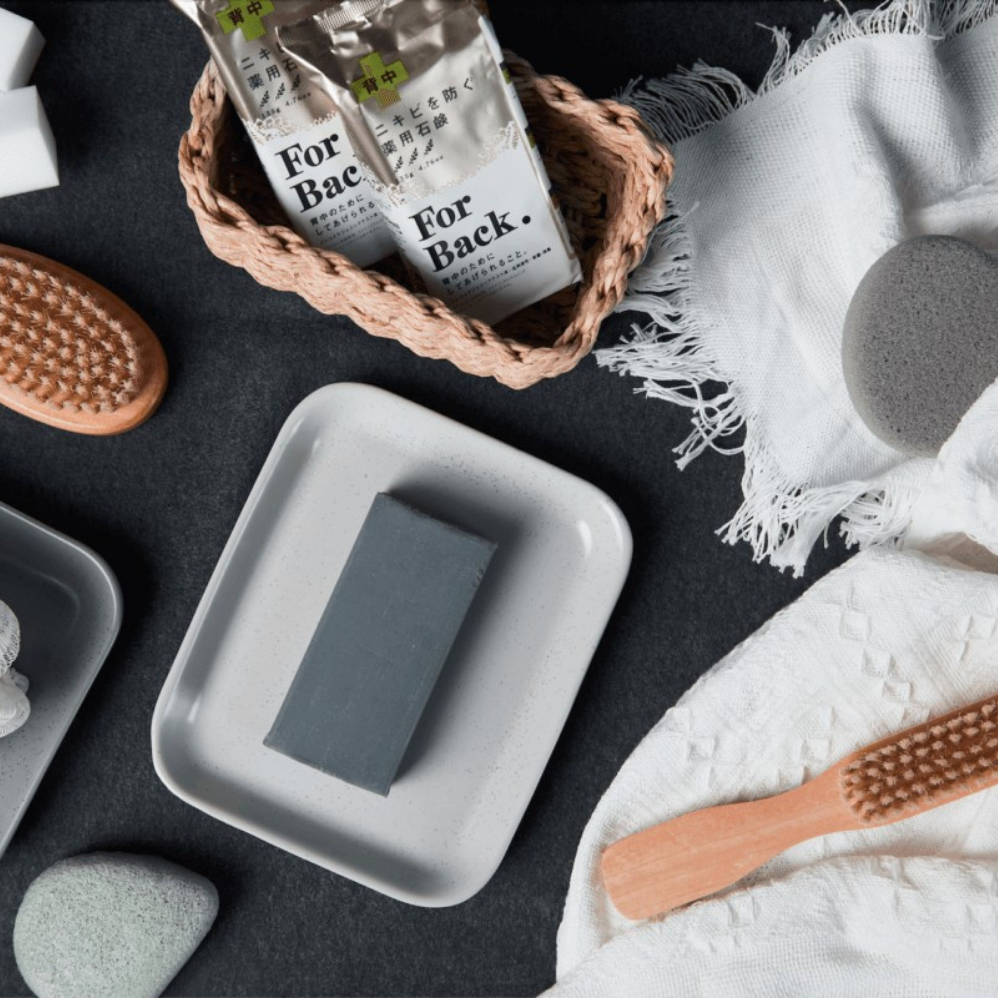 Xà Phòng Lưng Pelican For Back Medicated Soap (135g)