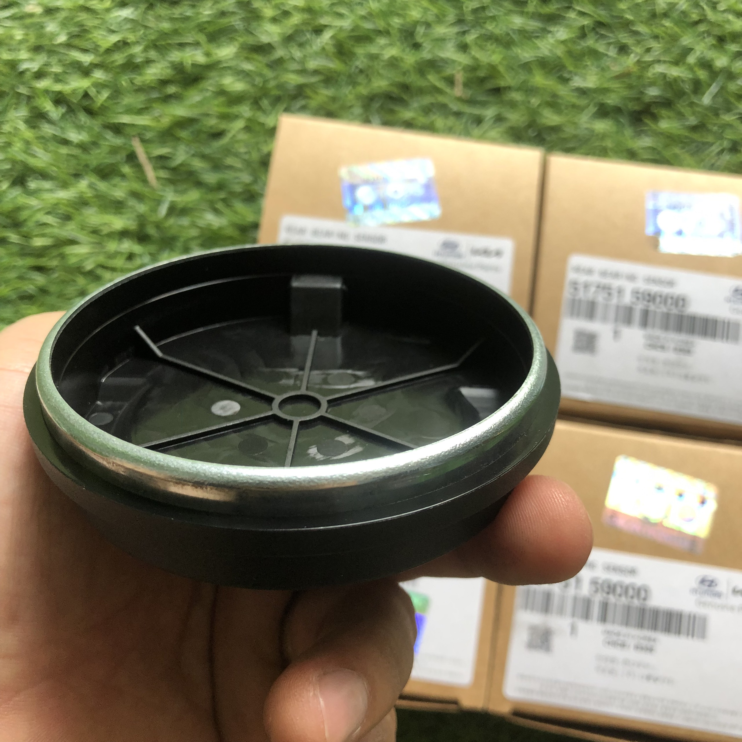 NẮP CẢM BIẾN ABS HYUNDAI SOLATI