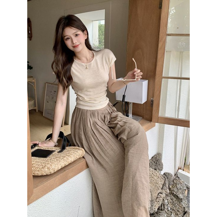 quần ống rộng sớ chất đũi siêu hách dáng