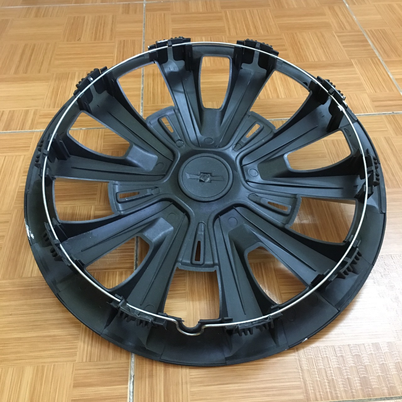 Ốp Chụp Mâm 14 Inch Chervolet [ Màu Bạc ]