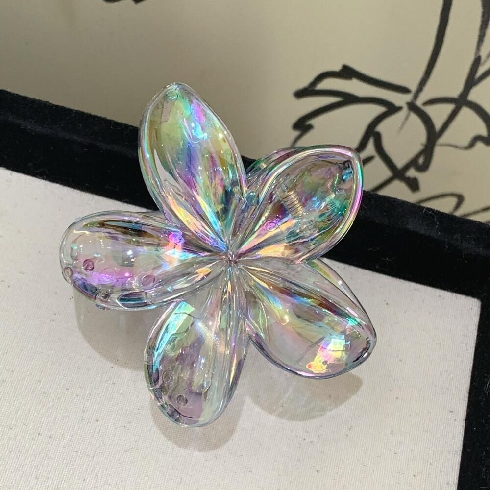 Kẹp Tóc Hoa Sứ Hologram Trong Màu 8cm