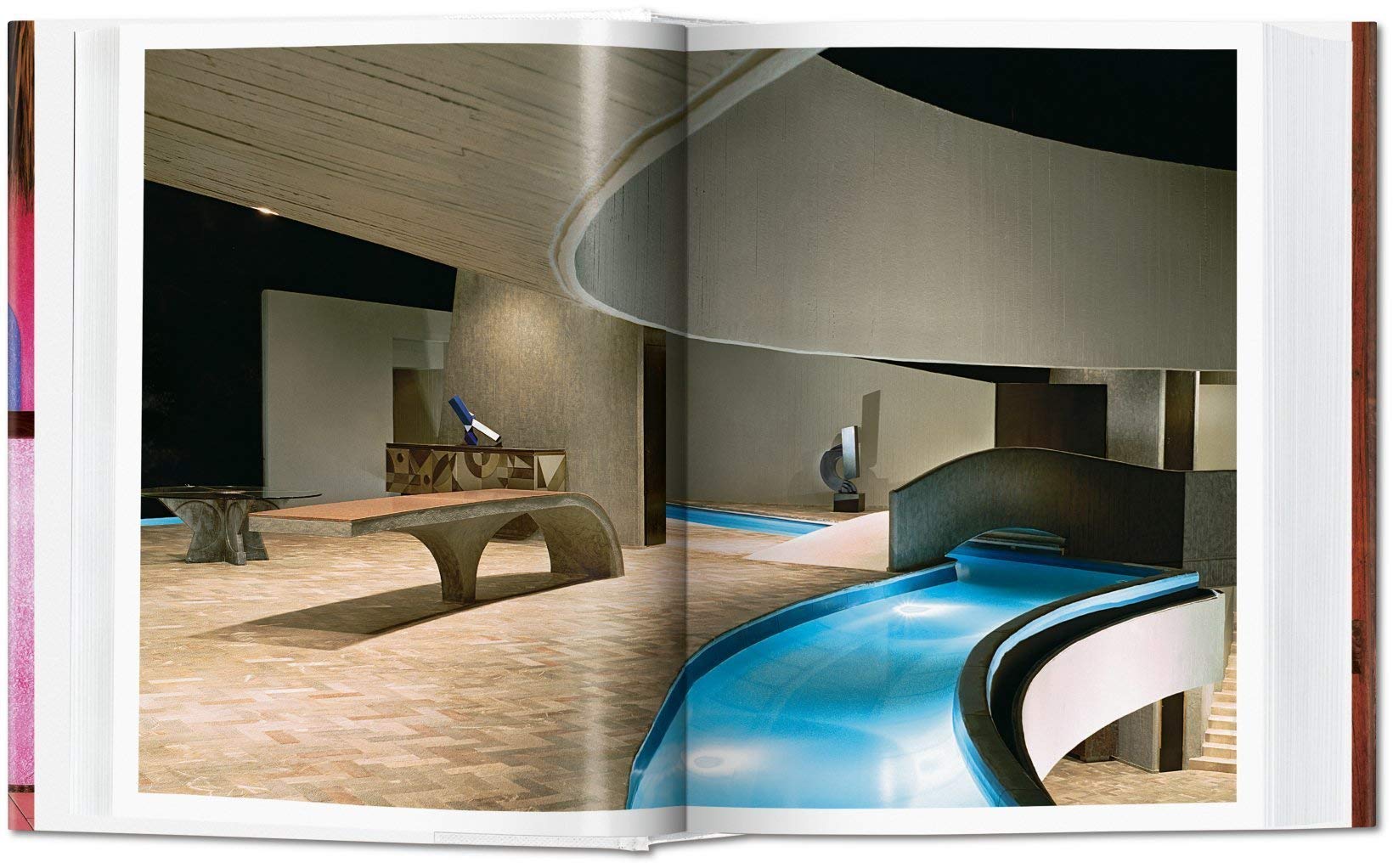 ARTBOOK - Sách Tiếng Anh - Living in Mexico