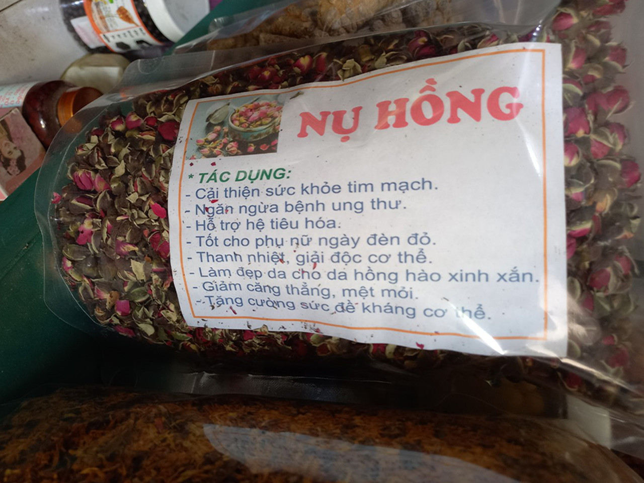 Nụ hồng phơi khô