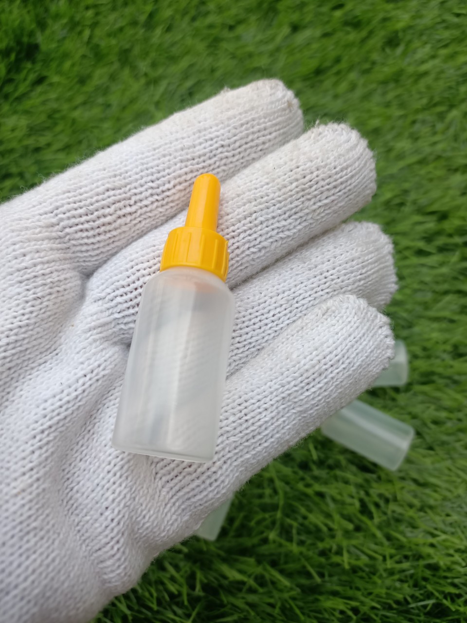 100 lọ nhựa nhỏ mắt 10ml