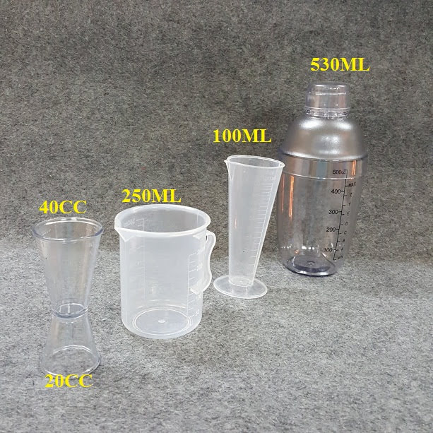 [HCM]BỘ 4 DỤNG CỤ PHA CHẾ (SHAKER 530ML IN LY 100ML CA 250ML LY 2 ĐẦU)