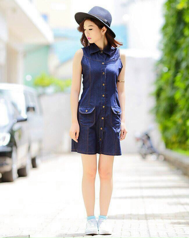 Đầm Jeans phối nút sành điệu form đẹp