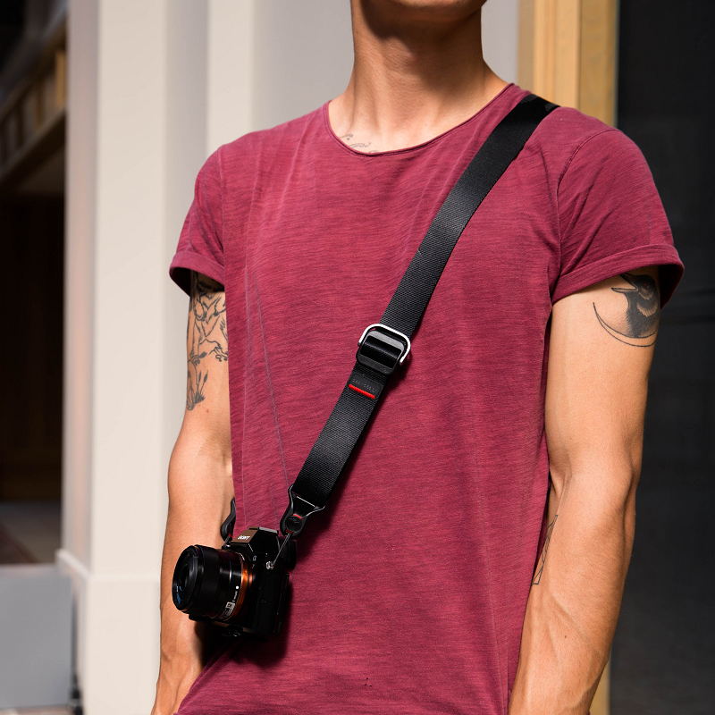 peak design black slide camera strap