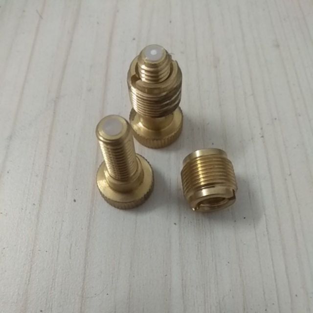ốc xả hơi bơm tay cao áp