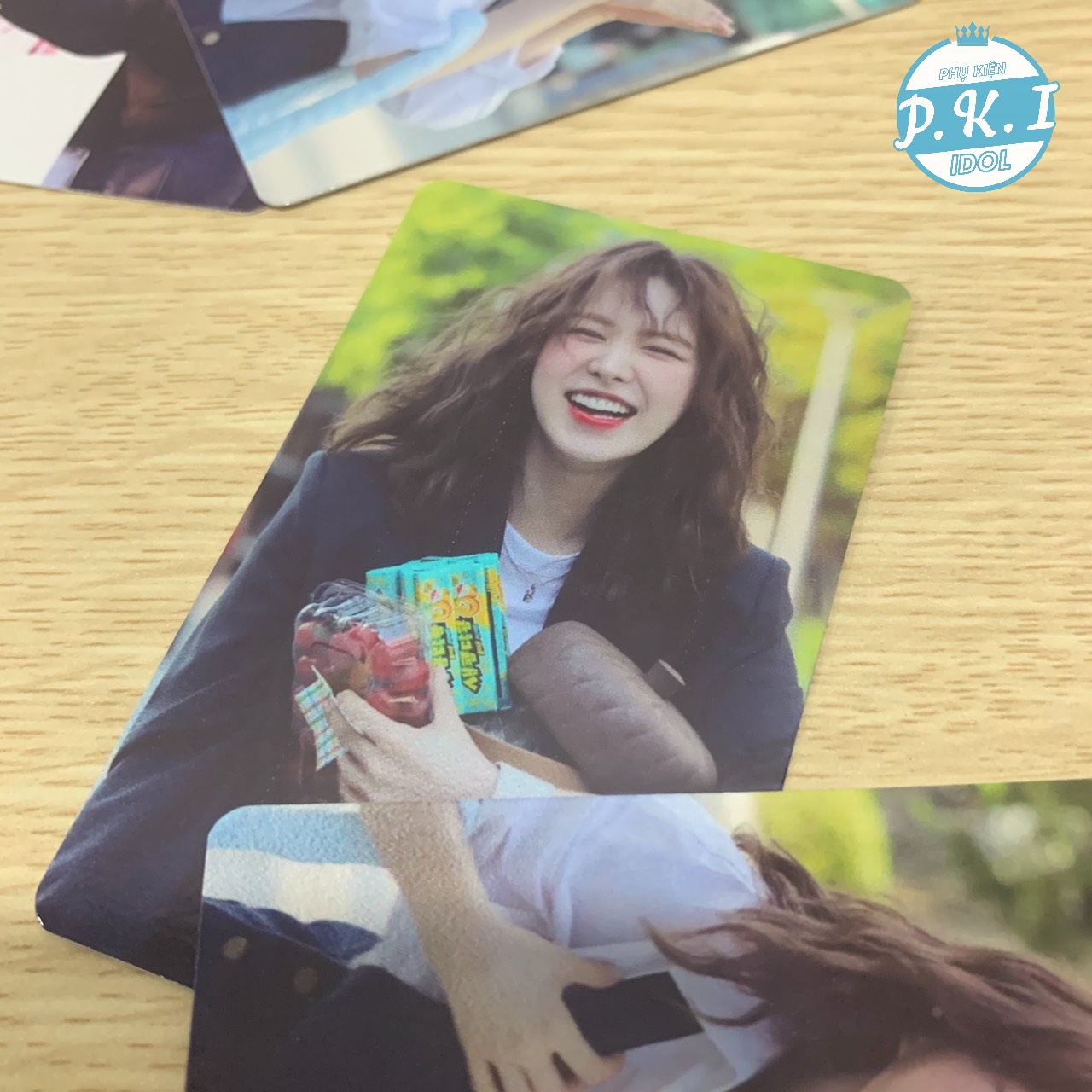 Bộ 9 Tấm Card Wendy Cười Tít Mắt Mới Nhất