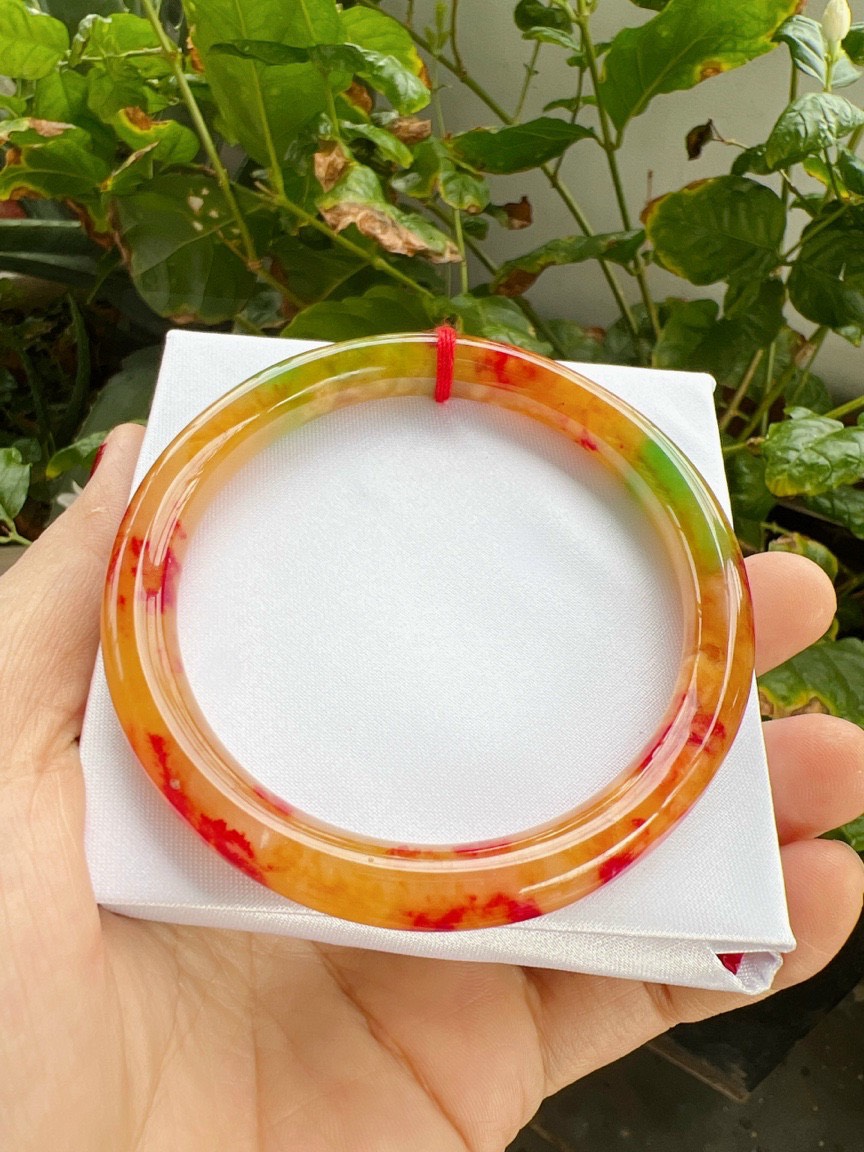 Hcm ,chiếc vòng tứ quý cẩm thạch đẹp suất sắc đủ ni ,có tư vấn