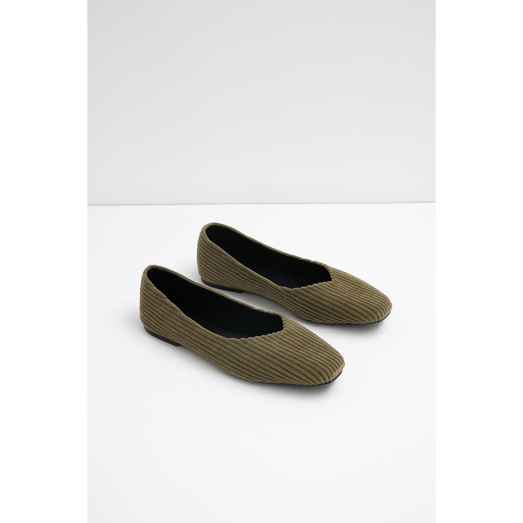 Berrybenka Sepatu Flatshoes Wanita Sofia Cerana Basic Flat