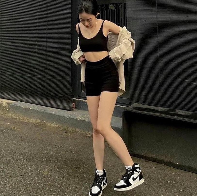 Quần short dancer dáng ngắn form ôm vải co giãn tốt