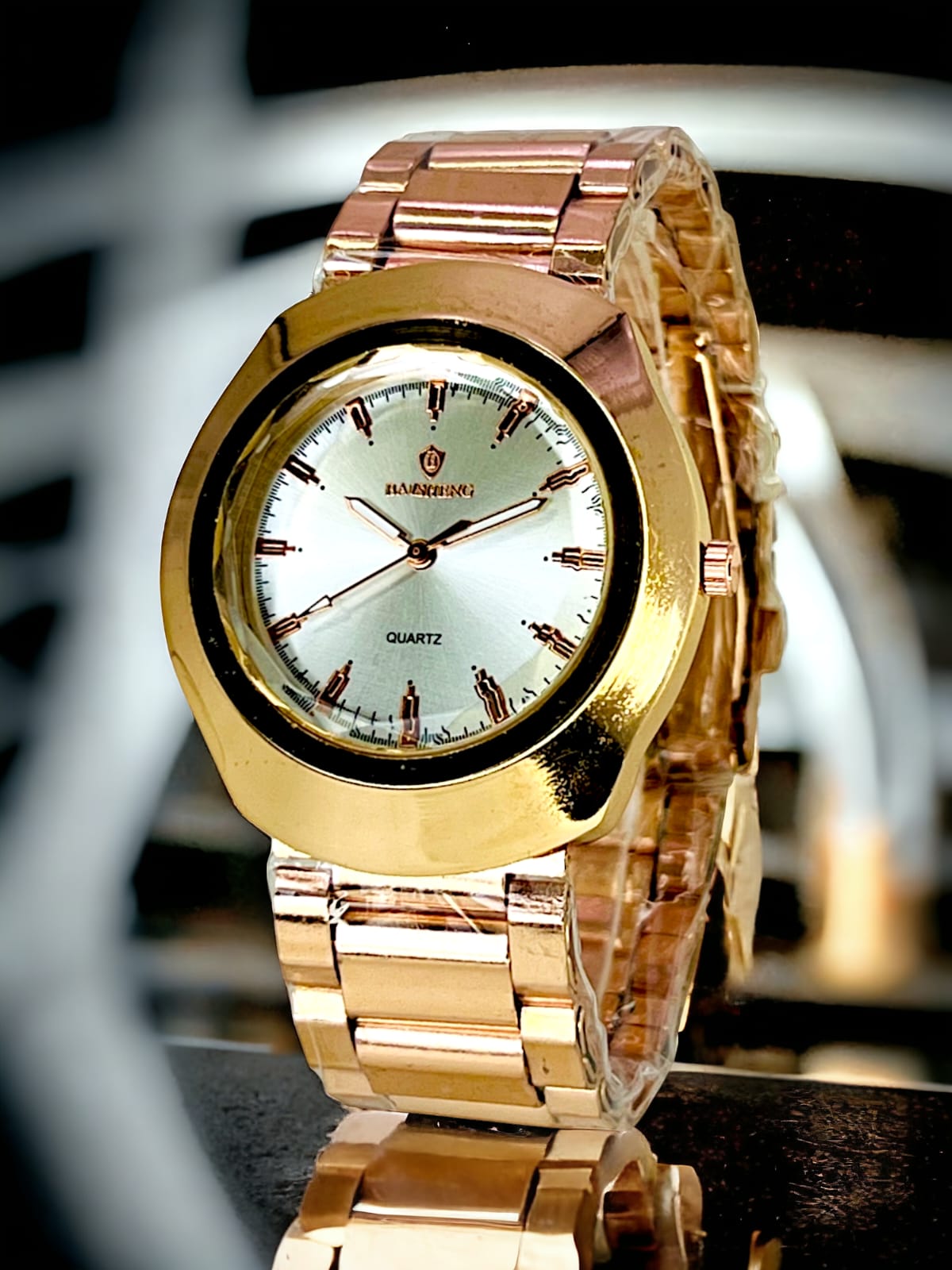 Stainless%20Steel%20Quartz%20Chain%20Watch%20Best%20For%20Every%20Occasion%20-%20Multicolor%20-%20Art#%20JS%20-Mas-ChW90370-Sport-0061b%20-%20Image%204