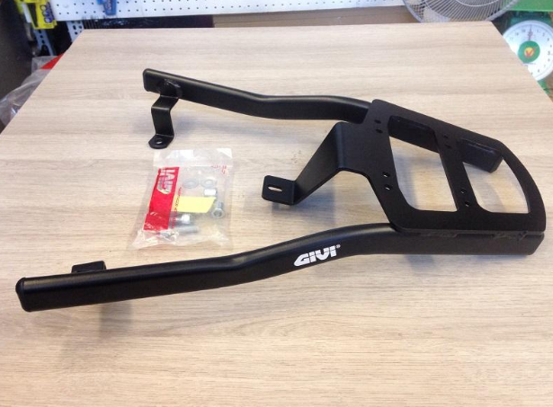 Baga sau Givi SR Airblade Chính Hãng