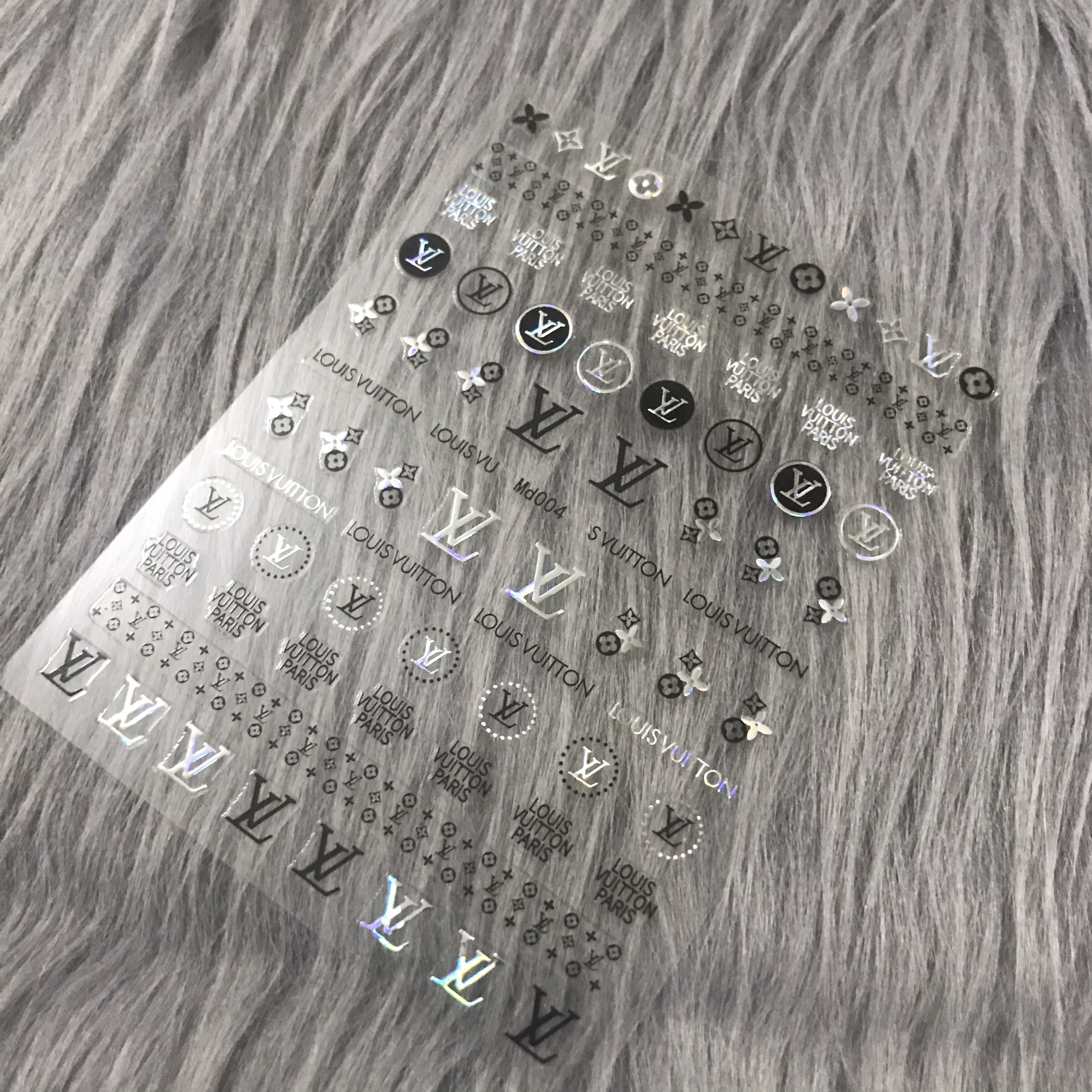 Sticker dán móng tay Thương hiệu nổi tiếng 3