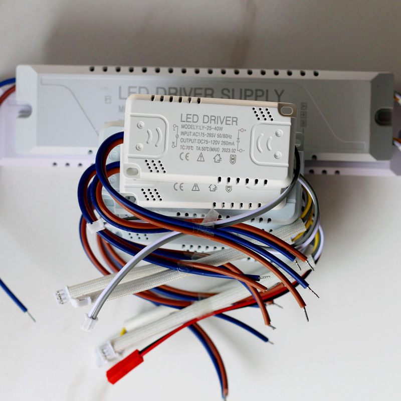 WM Ballast current transformer rectifier flat panel light monochrome constant ceiling light three-color LED ballast segment driver power supply