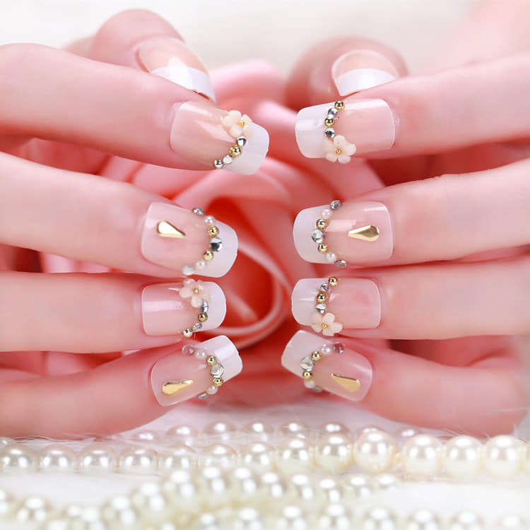 Bộ 24 Móng tay giả , nail giả A45 ( Keo sẵn sau các ngón tay )