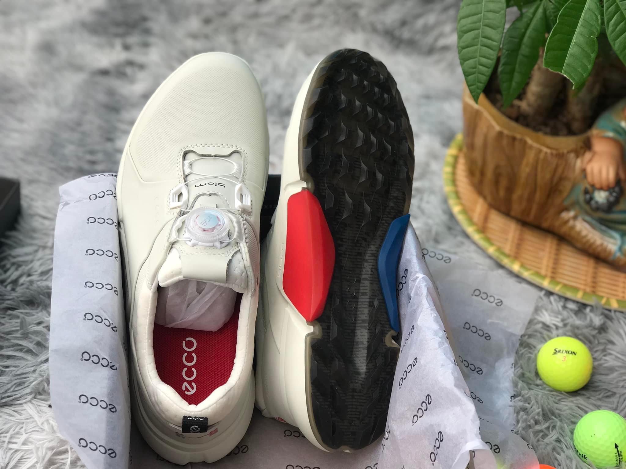Giày golf ecco biom h4 boa - nút vặn tiện lợi .