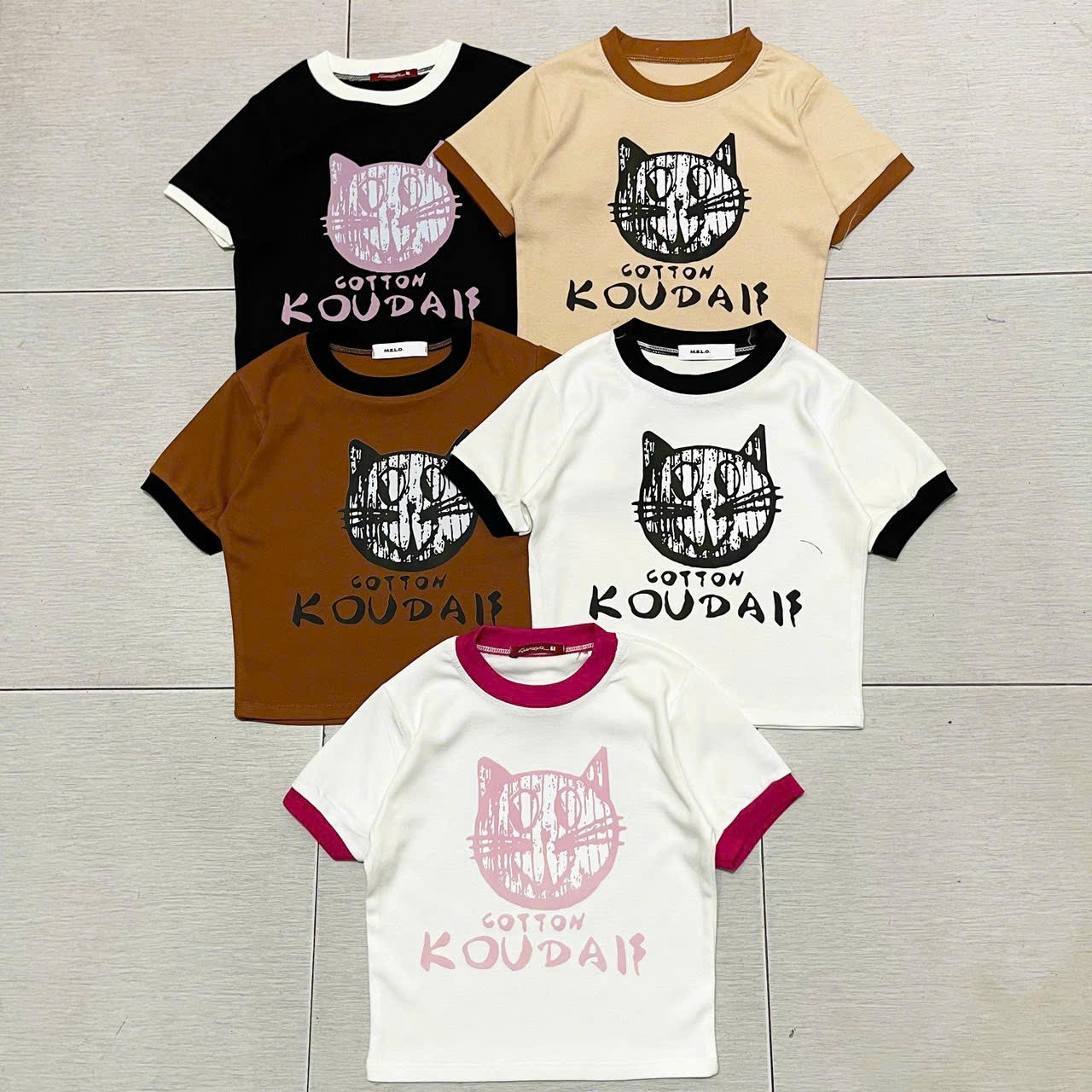 Áo thun nữ croptop form ôm in hình siêu xinh