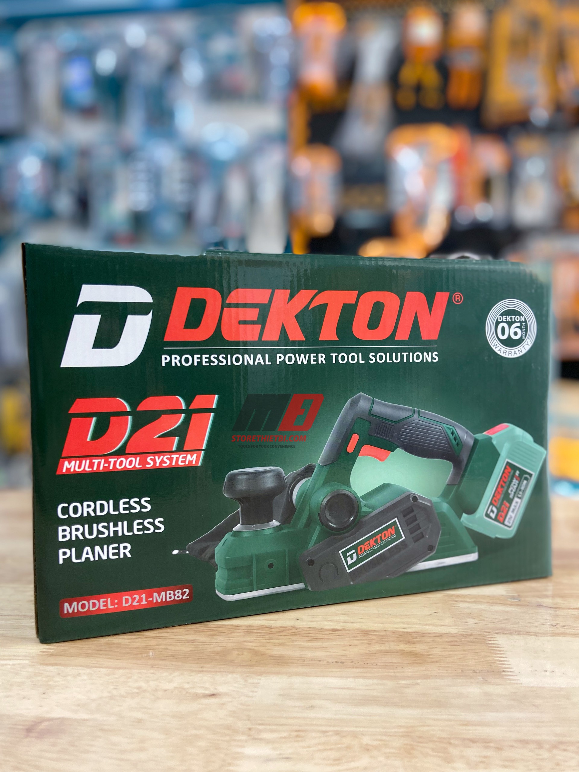 Máy bào 82mm dùng pin dekton d21-mb82