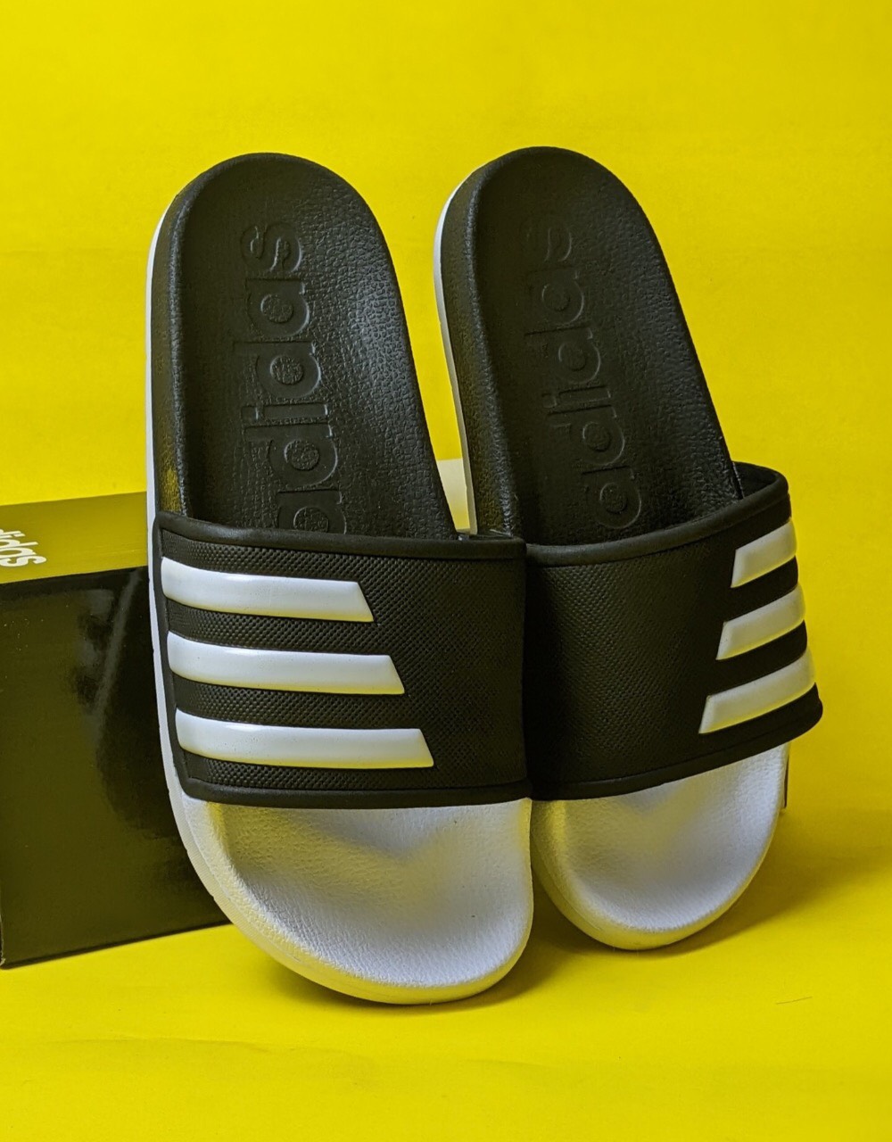 DÉP ADIDAS_SAMPLE ORIGINAL 2 MÀU ĐEN TRẮNG QUAI ĐEN TRẮNG