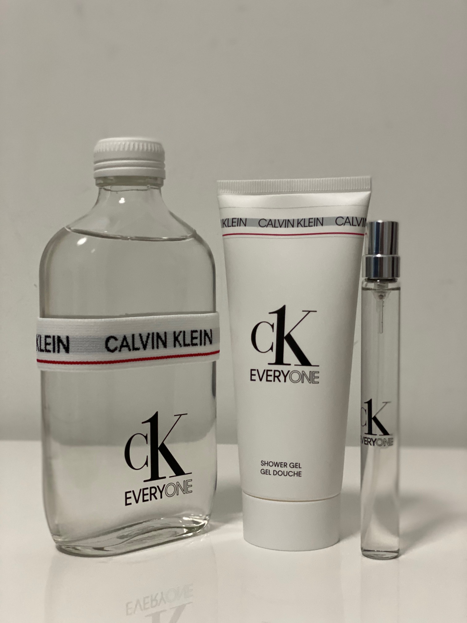 Calvin Klein CK Everyone 3PCS GIFT SET [CK Everyone EDT 200ml + CK Everyone  EDT sp 10ml + CK Everyone Shower Gel 100ml] | Lazada Singapore