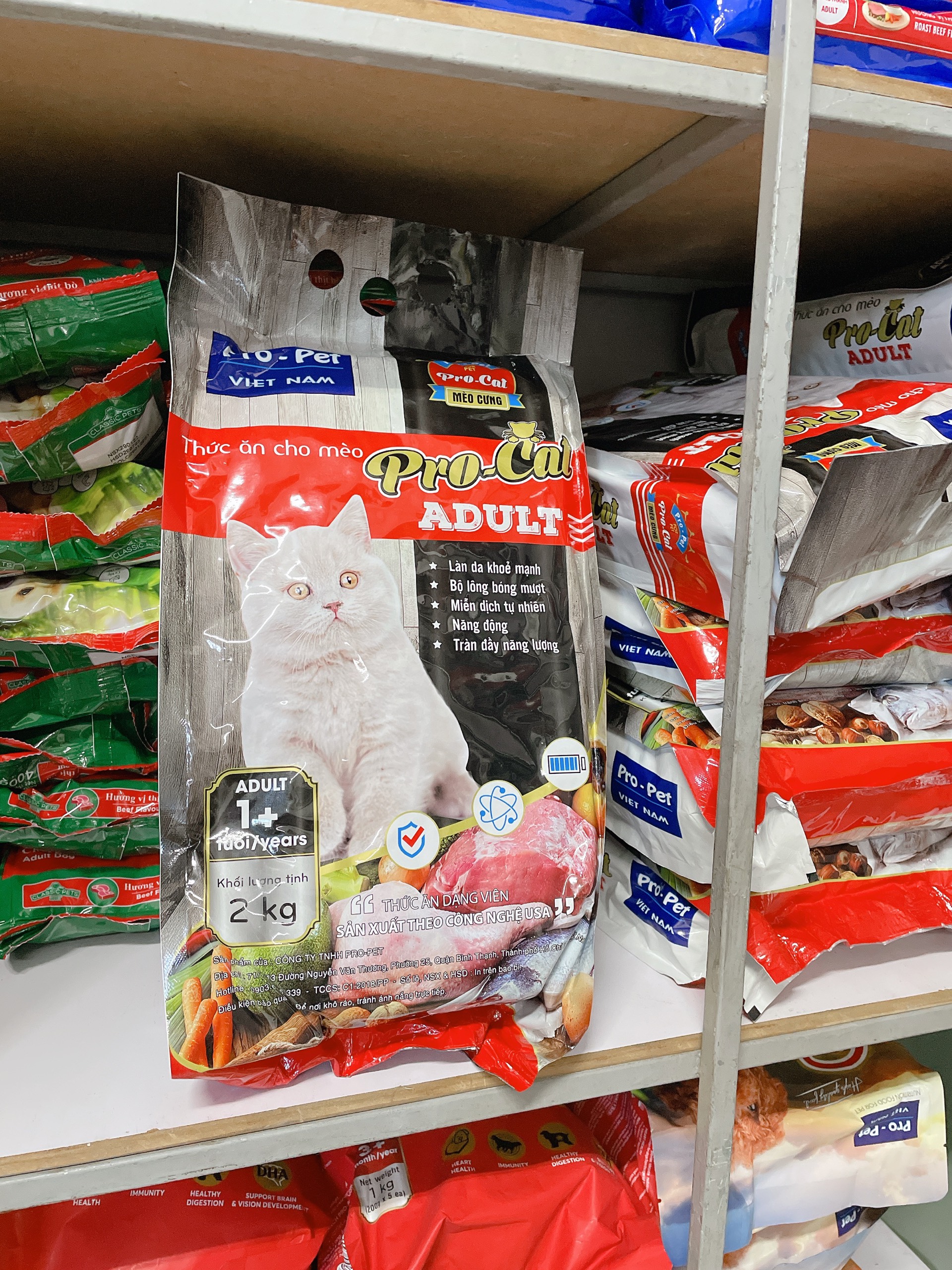 Thức ăn cho Mèo Trưởng Thành - Hạt Pro Cat Adult Túi 2kg thumbnail