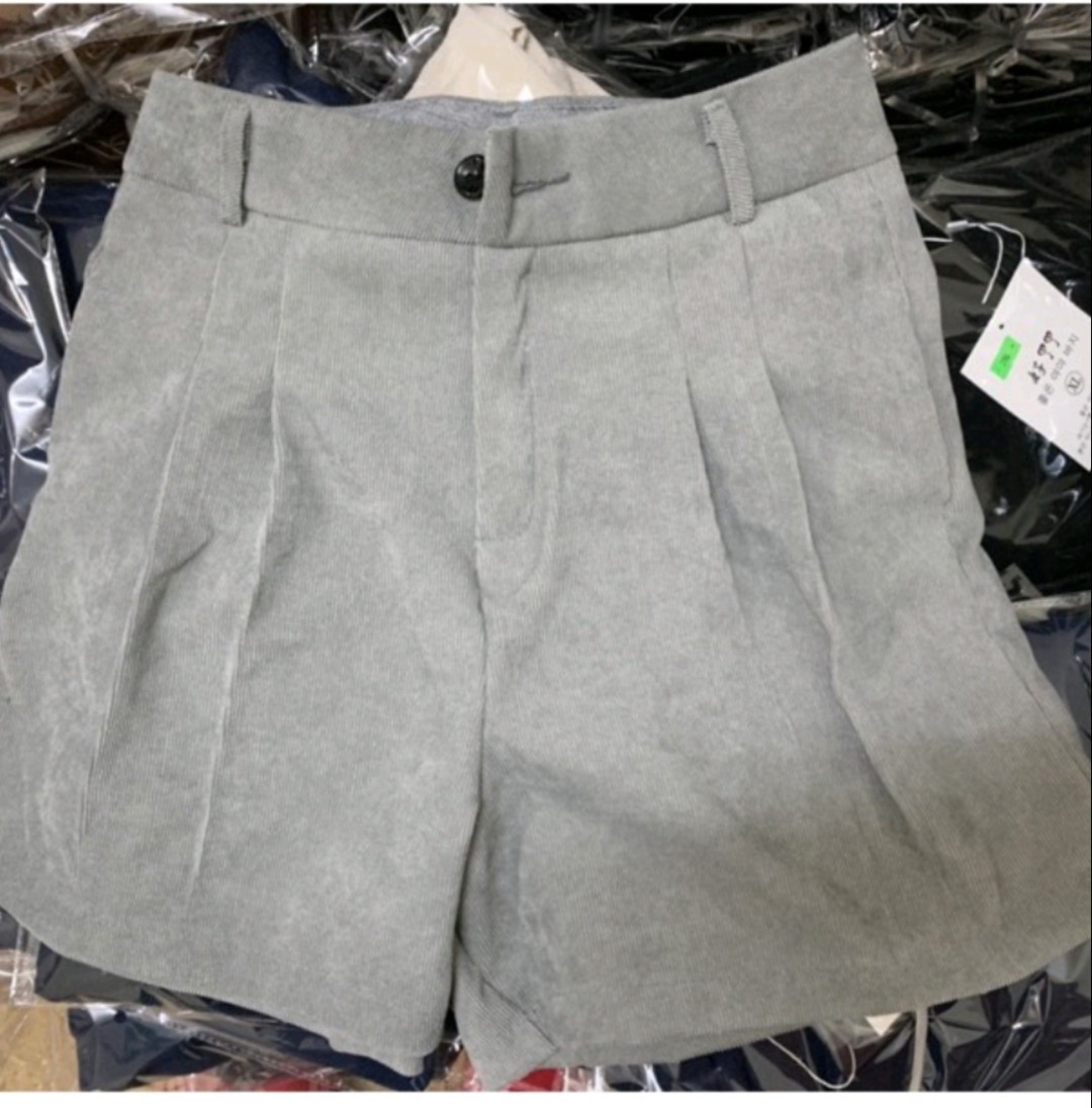 Quần short đùi nữ chất liệu nhung Tăm siêu thoáng mát nhiều màu sắc