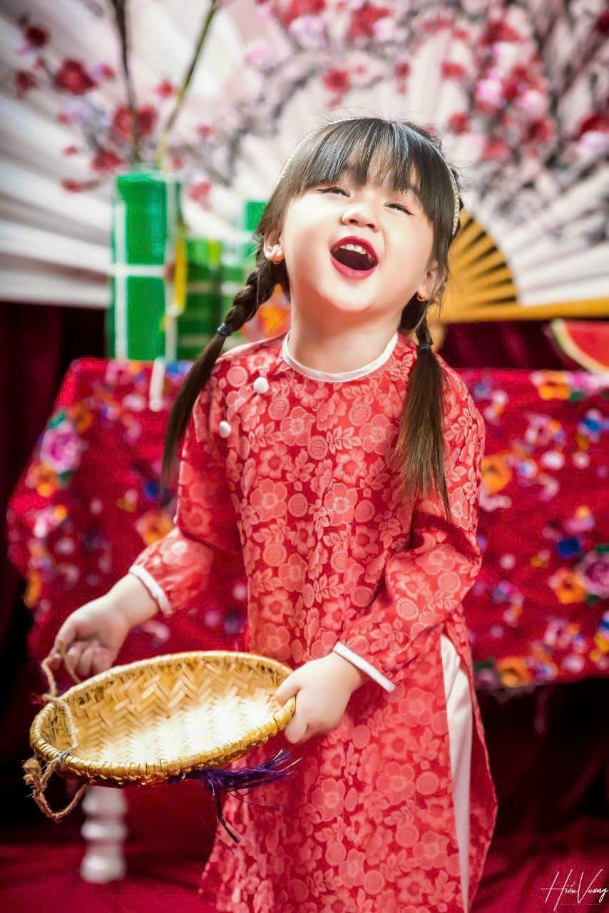 Set Áo Dài Bé Gái Gấm Tơ Ngọc Khuê