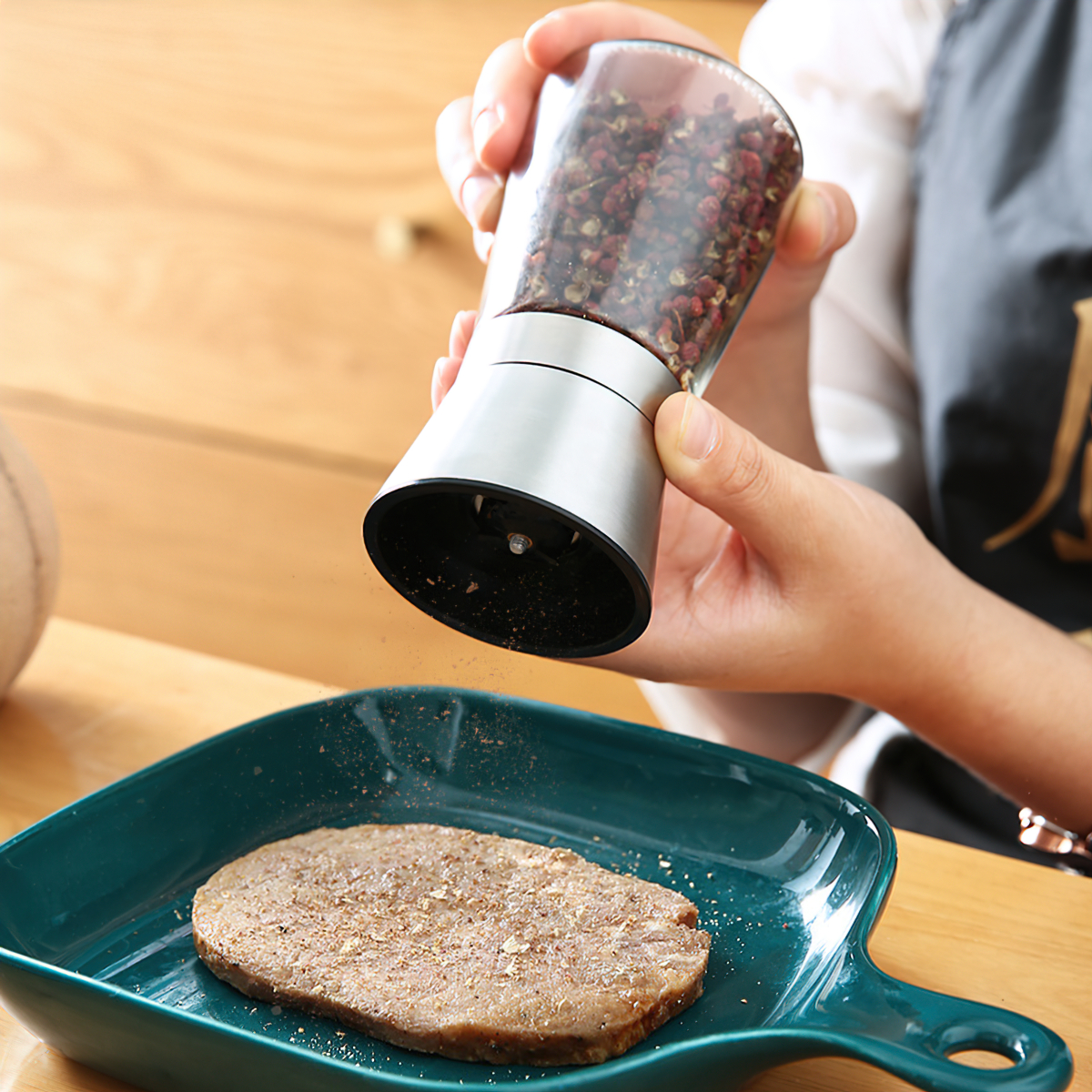 Multi-function dry pepper grinder