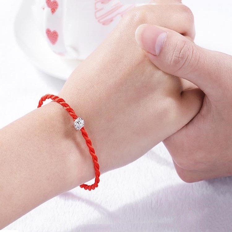 Vòng tay chỉ đỏ may mắn nam nữ vòng đôi