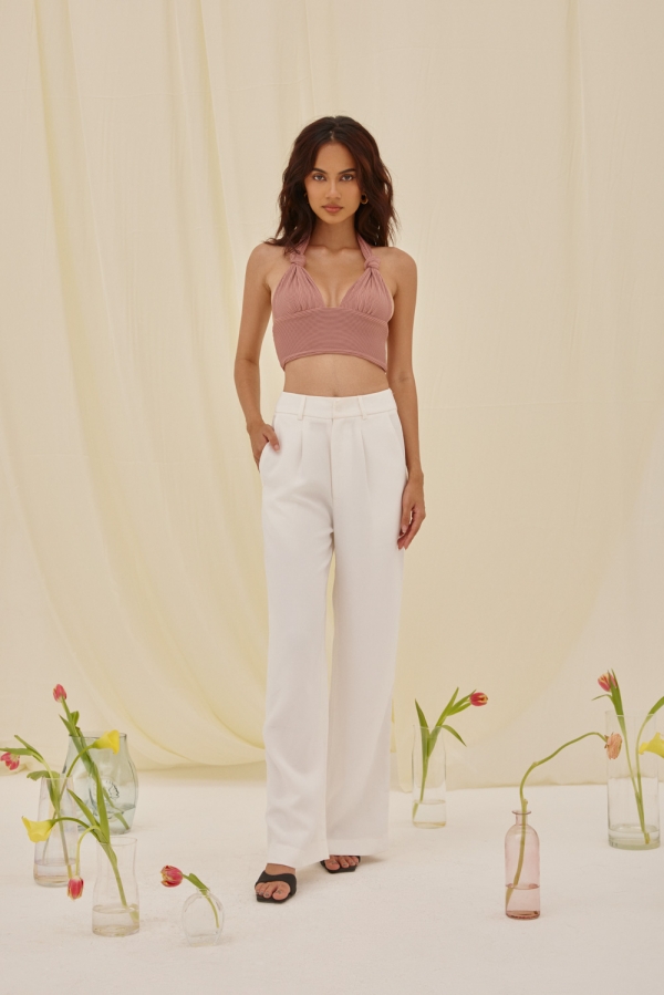 Áo Cổ Yếm Xẻ Ngực Lacey Daphale