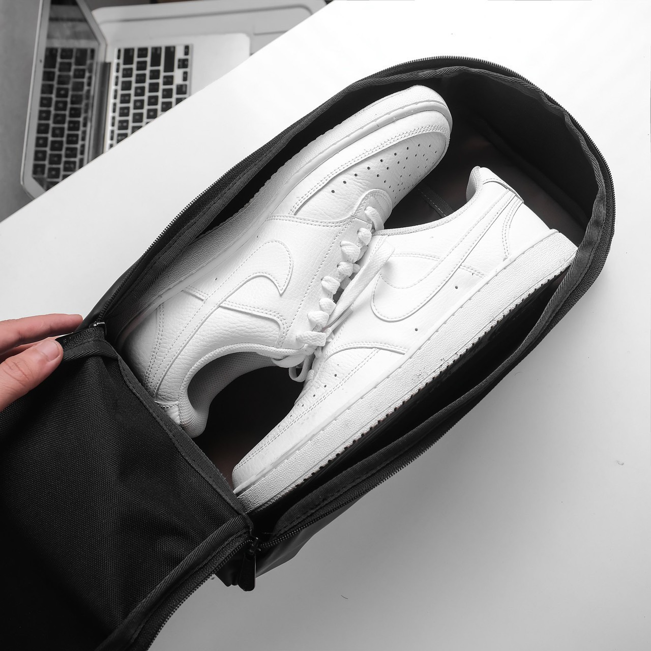 Túi đựng giày Nike Shoebox Bag