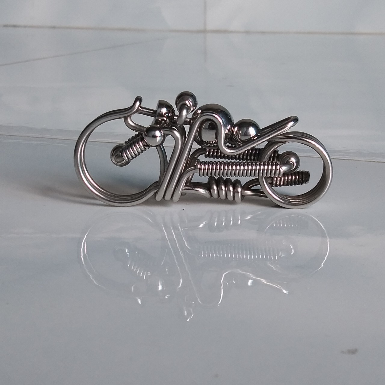 móc khóa inox thủ công
