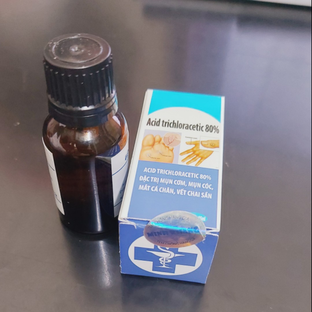 Bôi mụn cơm, mụn cóc, vết chai mắt cá chân