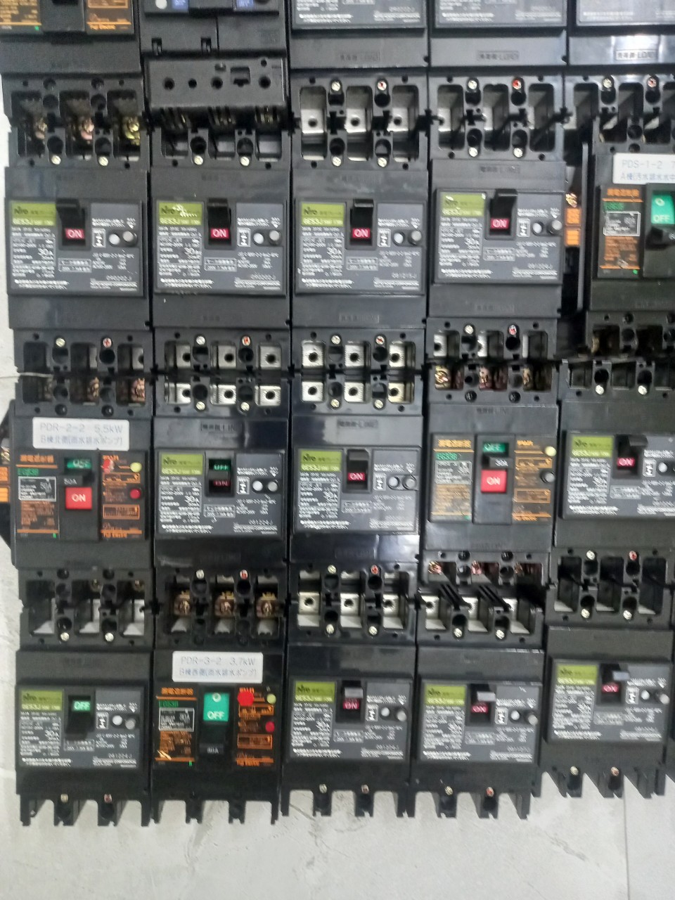 CB 3 PHA CHỐNG GIẬT NHẬT BẢN 30A 40A 50A ELCB