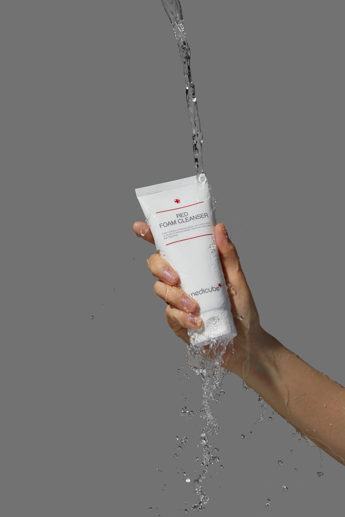 Sửa rửa mặt Medicube Red Foam Cleanser 120ml
