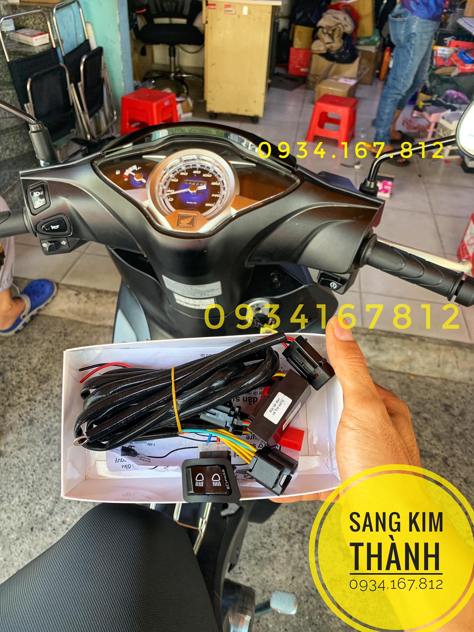 Mạch Auto Passing Tắt Đèn Pha FUTURE 2019 -> 2026 Và Tắt Mở Đèn Trợ Sáng