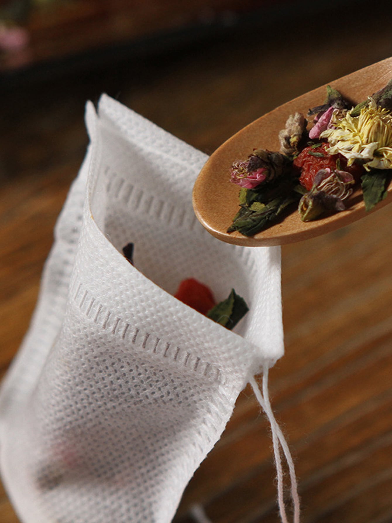 Somnus feng   100 Pcs Disposable Tea Bags Filter Bags for Tea Infuser with String Heal Seal, Food Grade Non woven Fabric Spice Filters Teabags phone case. 