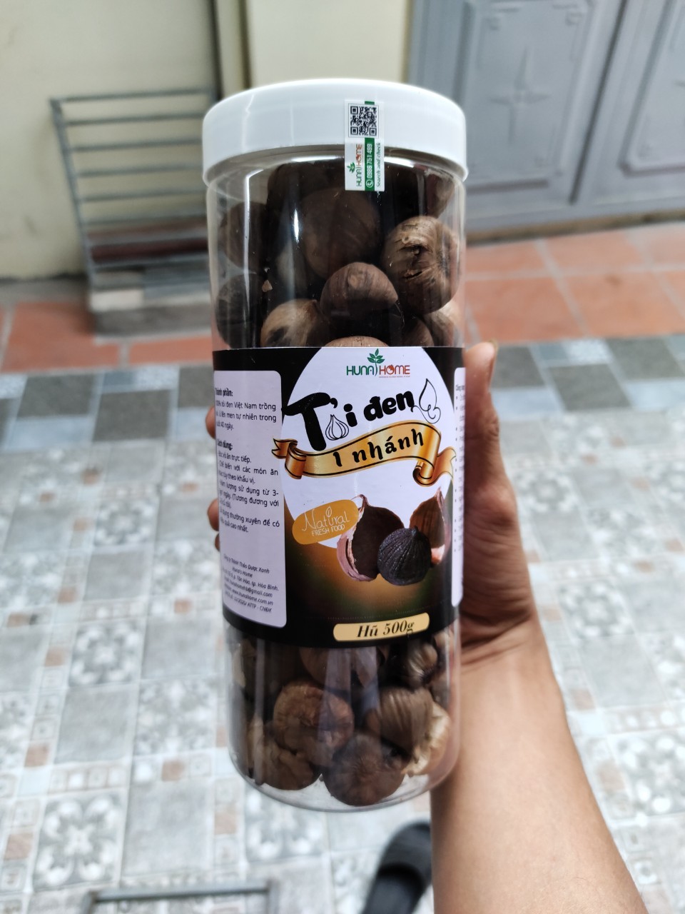 Tỏi đen cô đơn Huna home - (Hũ 500gram)