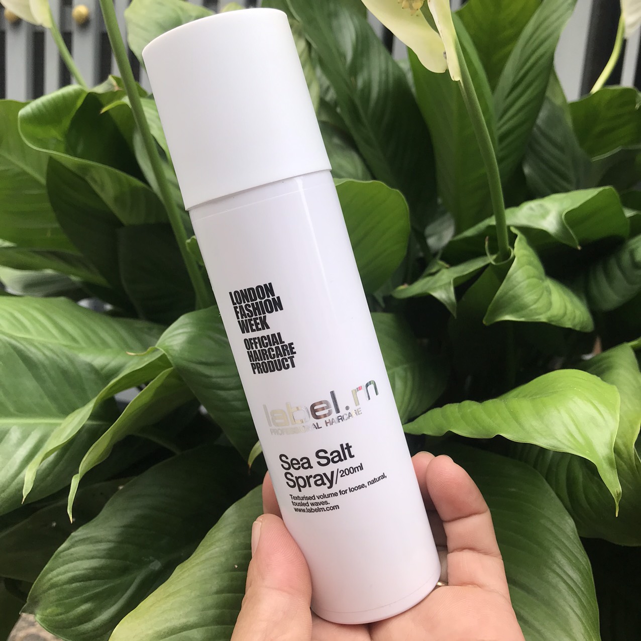 Xịt muối biển Label.m Sea Salt Spray 200ml