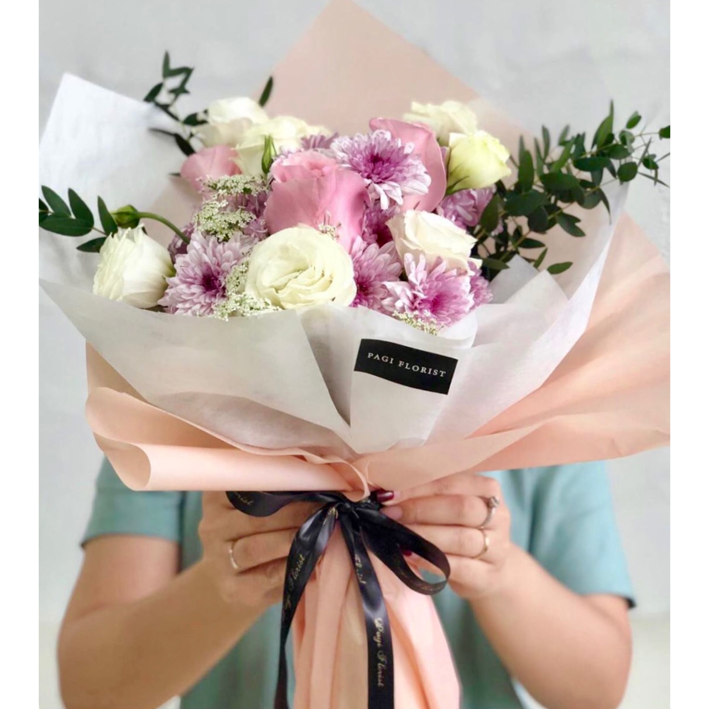 Dream Come True Eustoma White Fresh flower Bouquet MOST POPULAR