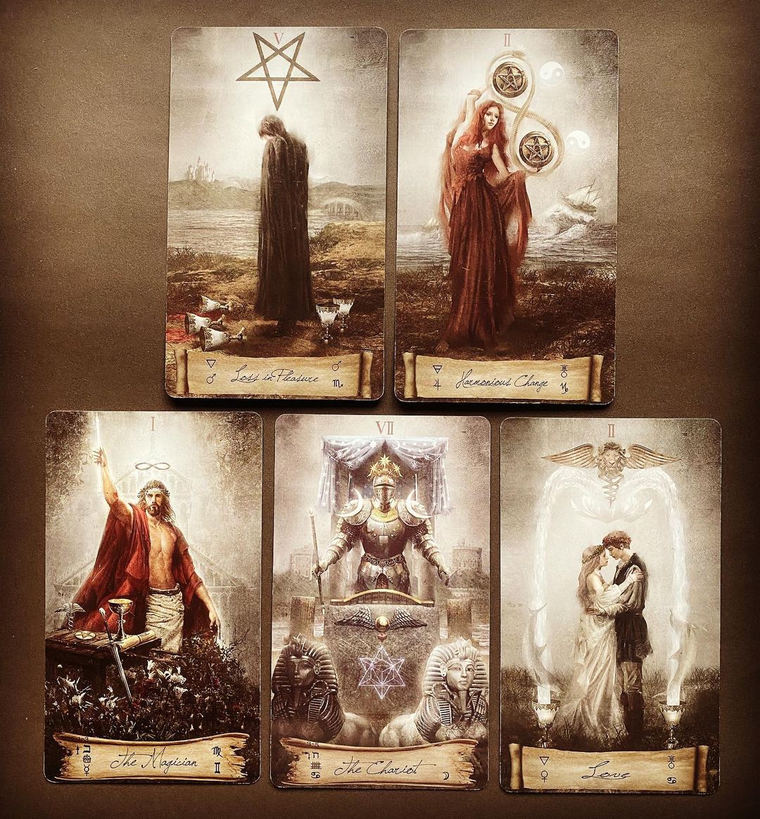 Heaven and Earth Tarot Deck