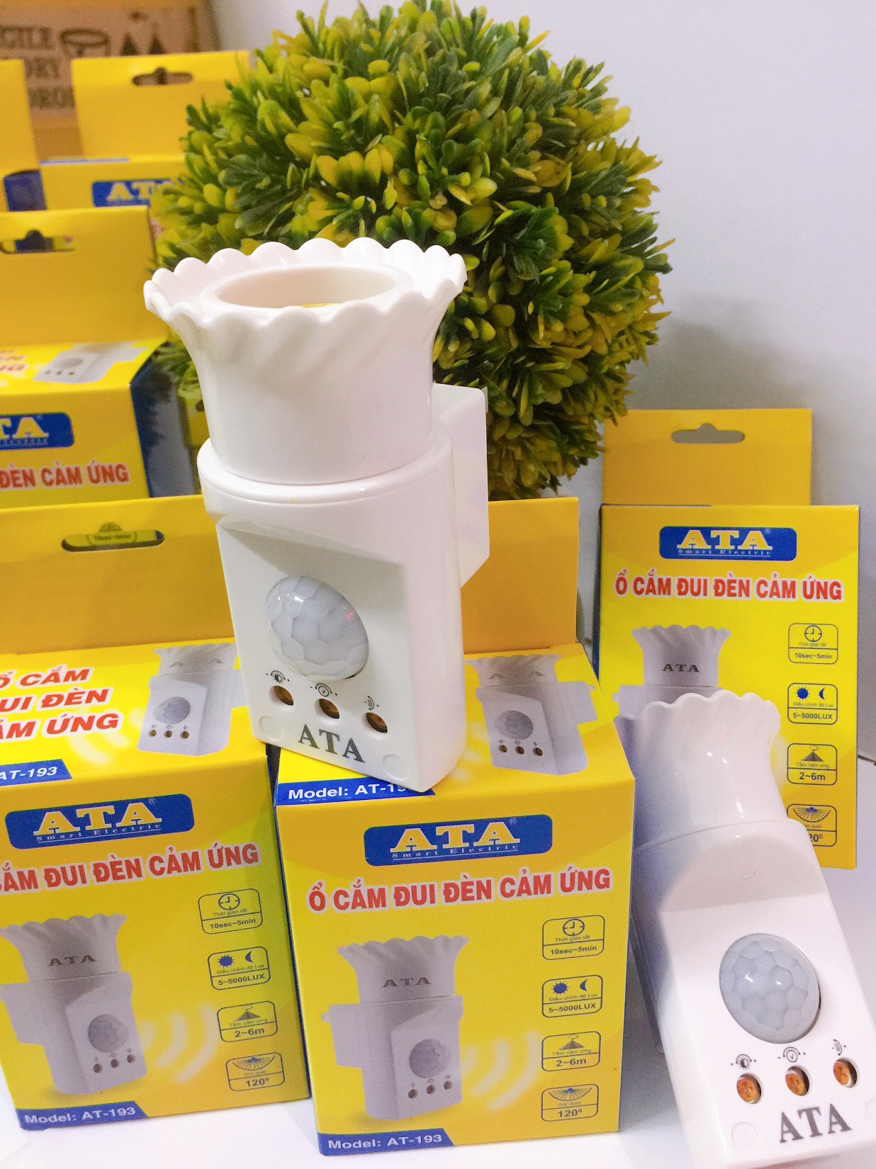 Ổ cắm đui đèn cảm ứng ATA 193 (Đui cảm ứng cắm vào ổ điện 220VAC)(Chỉnh được thời gian, độ lux)