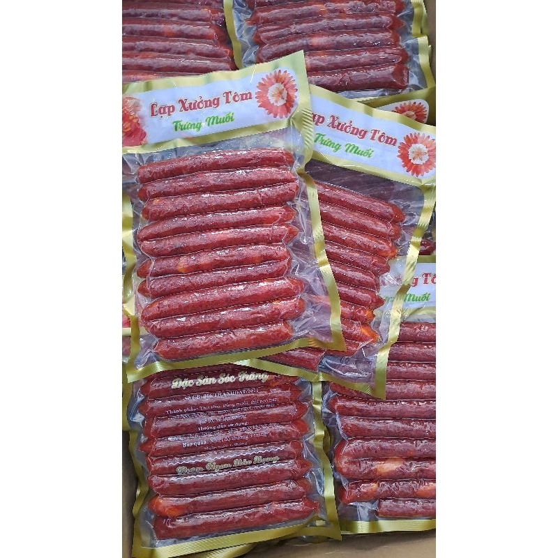 lạp xưởng tôm trứng muối+ lạp xưởng tươi trứng muối  ( bịt 500g) loại ngon
